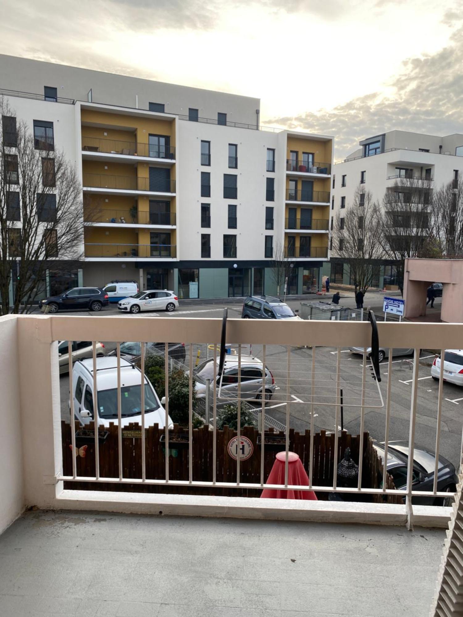 Studios & Chambres Aux Portes De Geneve Saint-Julien-en-Genevois Luaran gambar